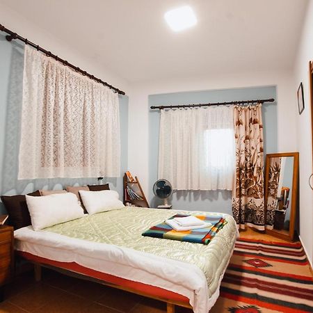 Bb Traditional Apartment Gjirokastër Екстериор снимка