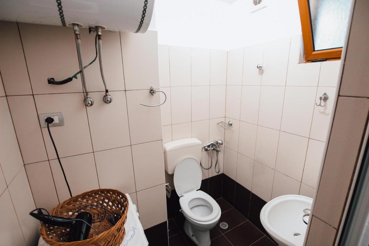 Bb Traditional Apartment Gjirokastër Екстериор снимка